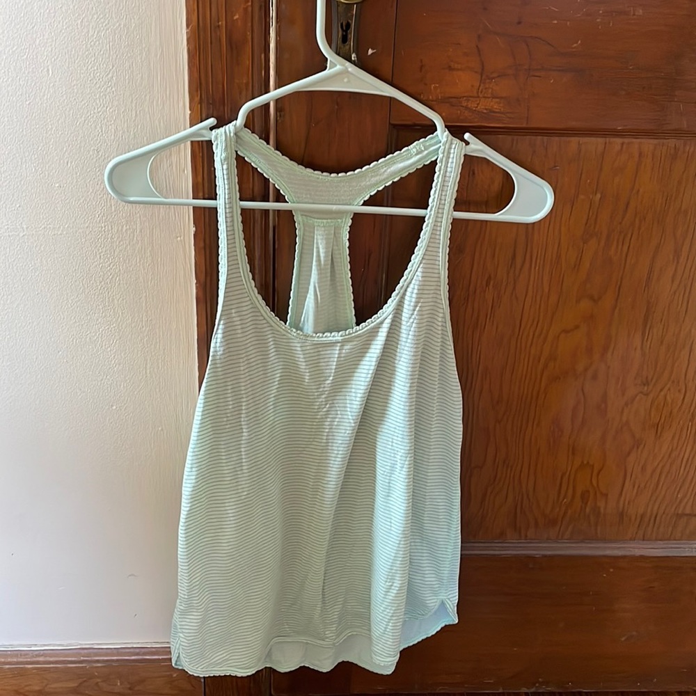 Lululemon tank top